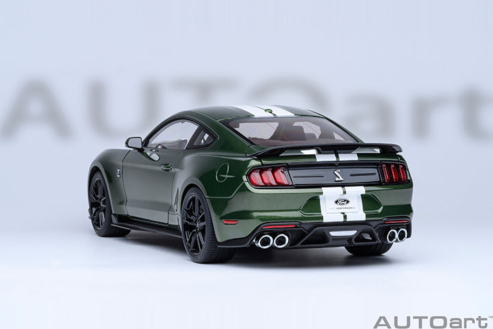 73097 FORD MUSTANG SHELBY GT500 (ERUPTION GREEN)