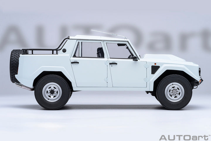 74549 LAMBORGHINI LM002 (BIANCO POLO PARK/WHITE)