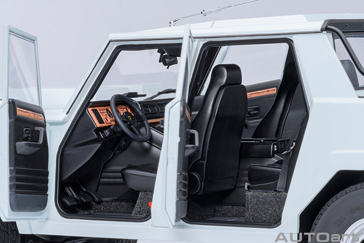 74549 LAMBORGHINI LM002 (BIANCO POLO PARK/WHITE)