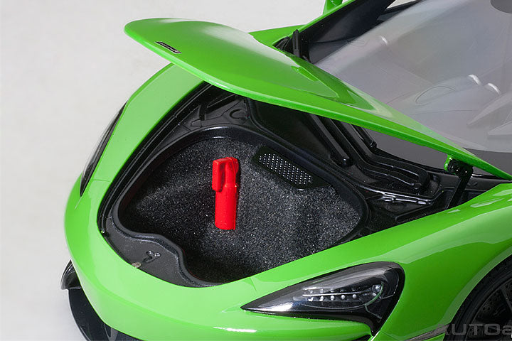 76042  McLAREN 570S (MANTIS GREEN/BLACK WHEELS)