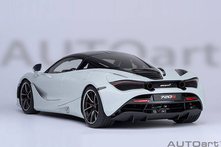 76069 McLAREN 720S (SILICA WHITE)