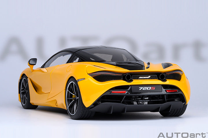 76070 McLAREN 720S (VOLCANO YELLOW)