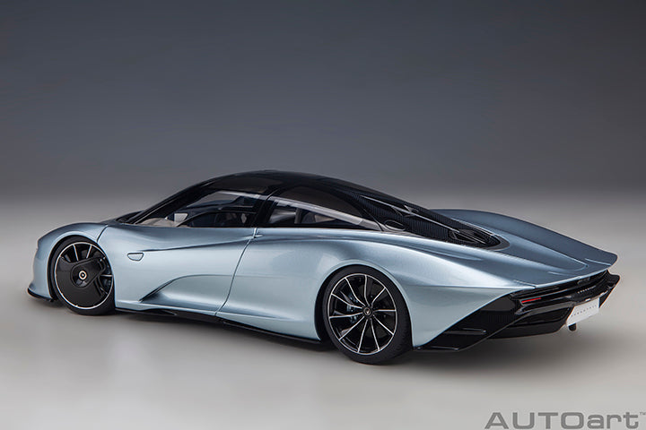 76086 1/18 McLaren Speedtail (FROZEN BLUE)