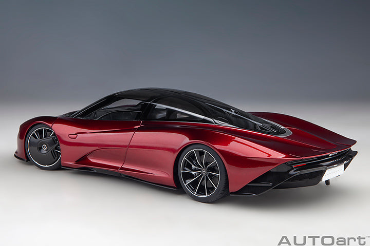 76087  McLAREN SPEEDTAIL (VOLCANO RED)