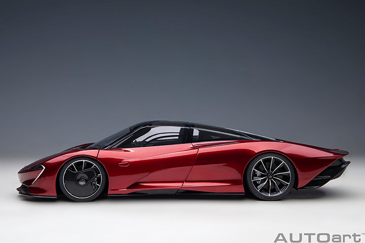 76087  McLAREN SPEEDTAIL (VOLCANO RED)