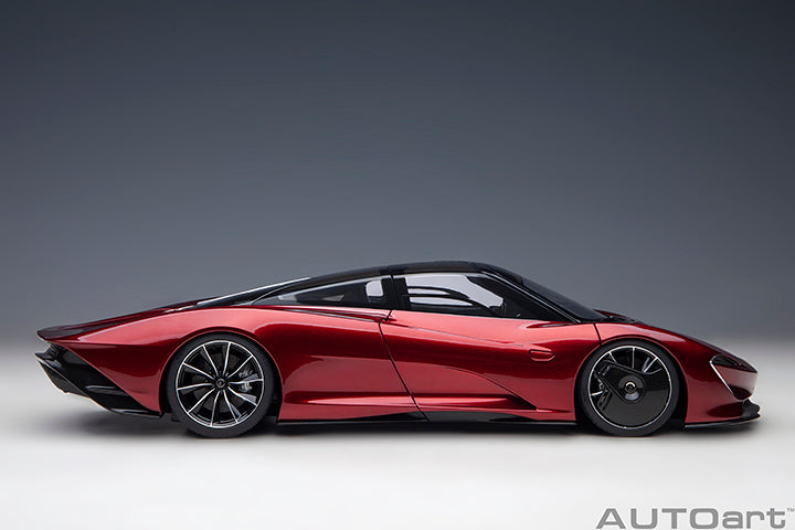 76087  McLAREN SPEEDTAIL (VOLCANO RED)