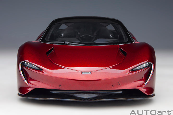 76087  McLAREN SPEEDTAIL (VOLCANO RED)