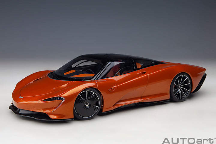 76088  McLAREN SPEEDTAIL (VOLCANO ORANGE)