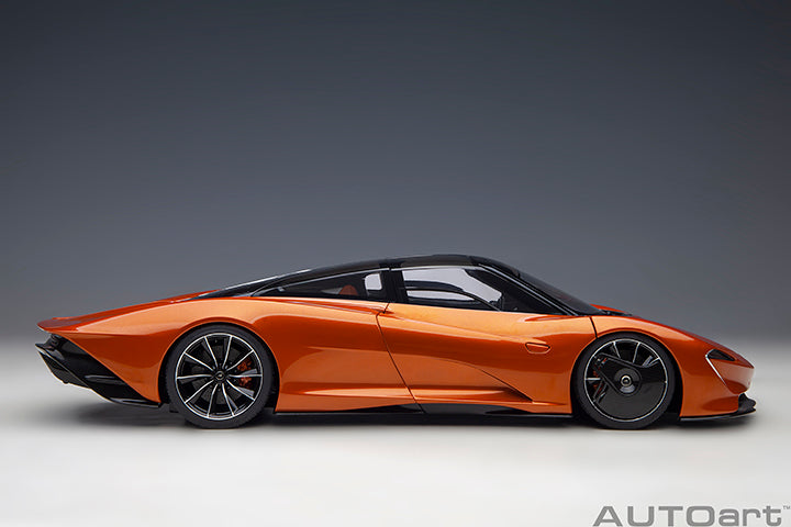 76088  McLAREN SPEEDTAIL (VOLCANO ORANGE)