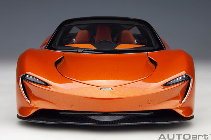 76088  McLAREN SPEEDTAIL (VOLCANO ORANGE)