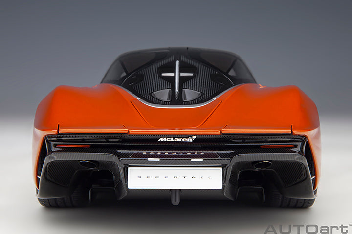 76088  McLAREN SPEEDTAIL (VOLCANO ORANGE)