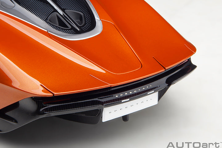 76088  McLAREN SPEEDTAIL (VOLCANO ORANGE)