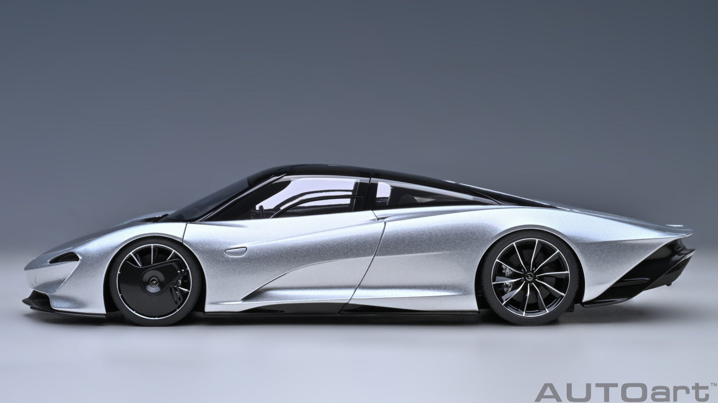 76090 1/18 McLAREN SPEEDTAIL (Supernova Silver)