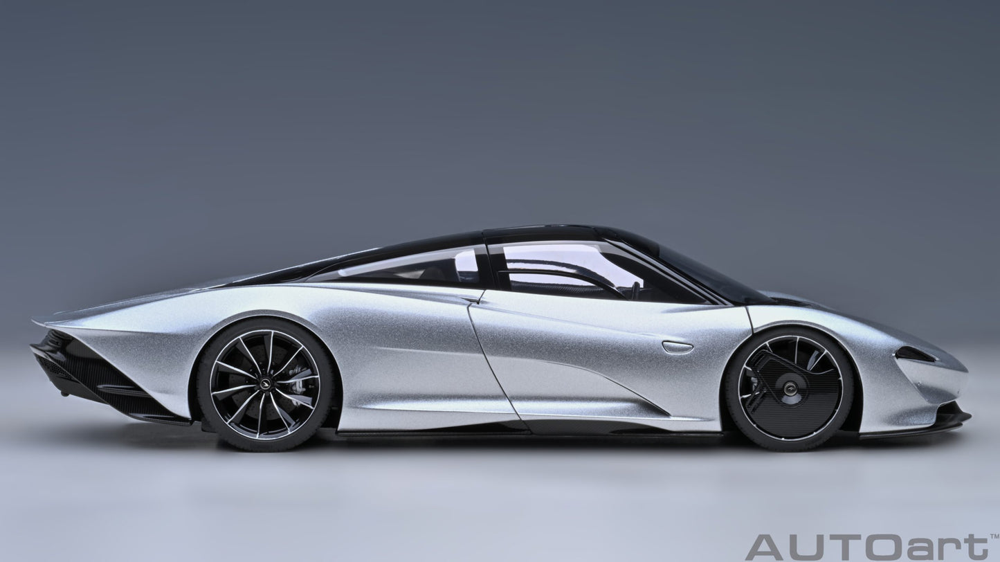 76090 1/18 McLAREN SPEEDTAIL (Supernova Silver)