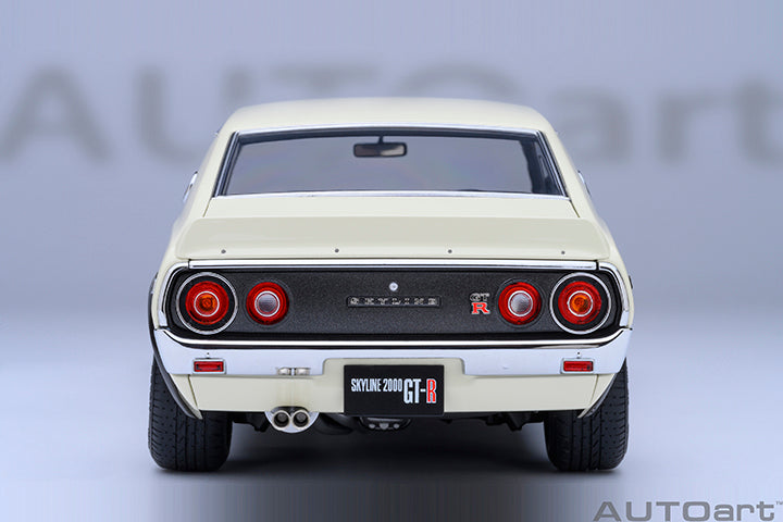 77467 NISSAN SKYLINE 2000 GT-R (KPGC110) TUNED VERSION  (WHITE)