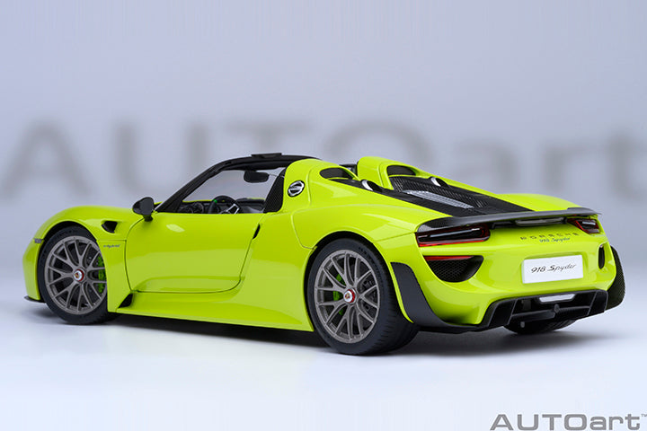 77921 PORSCHE 918 SPYDER WEISSACH PACKAGE (ACID GREEN)