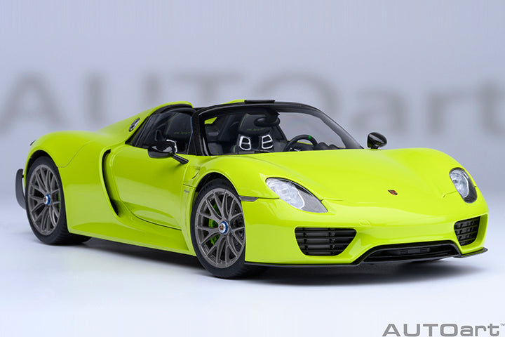 77921 PORSCHE 918 SPYDER WEISSACH PACKAGE (ACID GREEN)