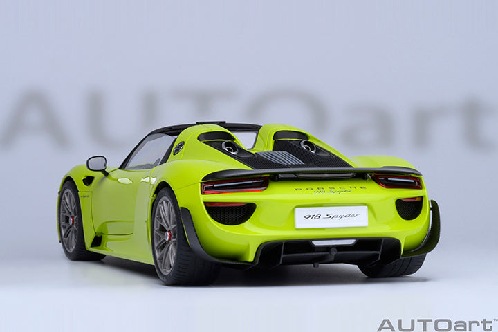 77921 PORSCHE 918 SPYDER WEISSACH PACKAGE (ACID GREEN)