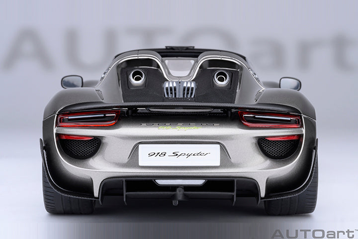 77922 PORSCHE 918 SPYDER WEISSACH PACKAGE (LIQUID METAL SILVER)