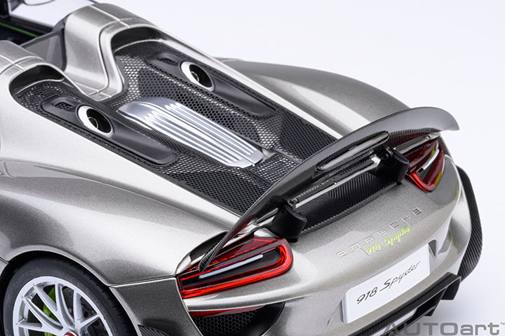 77922 PORSCHE 918 SPYDER WEISSACH PACKAGE (LIQUID METAL SILVER)