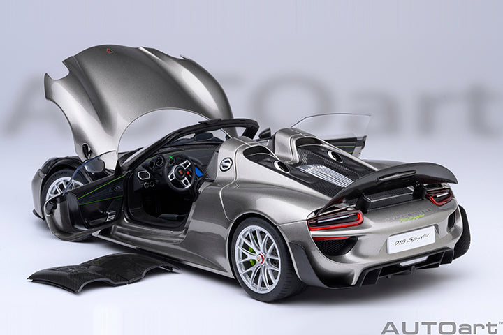 77922 PORSCHE 918 SPYDER WEISSACH PACKAGE (LIQUID METAL SILVER)