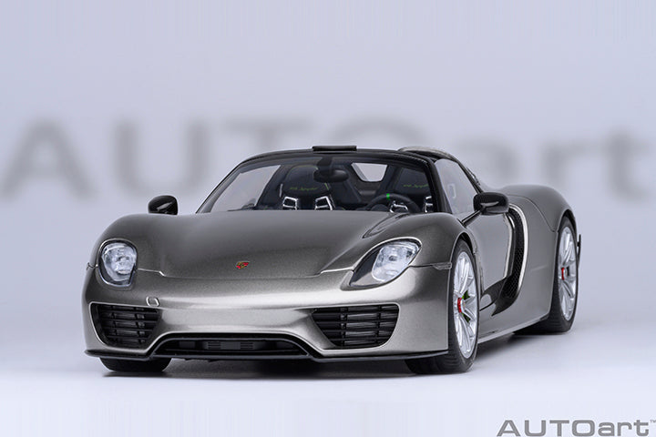 77922 PORSCHE 918 SPYDER WEISSACH PACKAGE (LIQUID METAL SILVER)