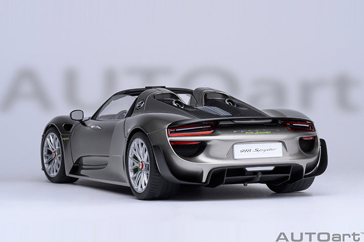 77922 PORSCHE 918 SPYDER WEISSACH PACKAGE (LIQUID METAL SILVER)