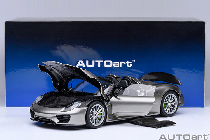 77922 PORSCHE 918 SPYDER WEISSACH PACKAGE (LIQUID METAL SILVER)