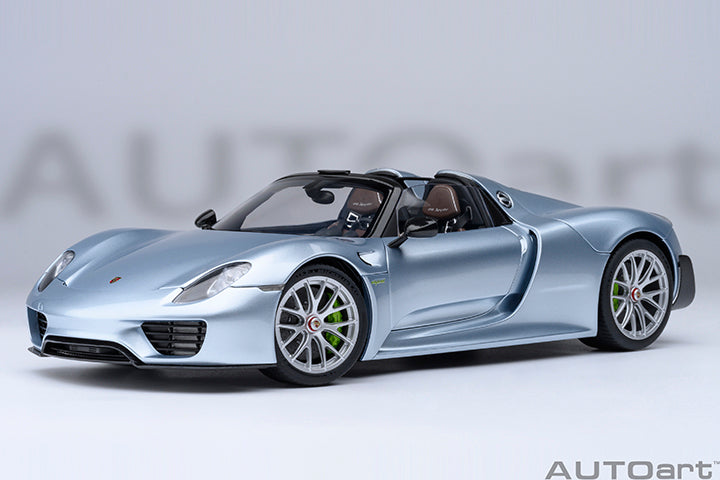 77923 PORSCHE 918 SPYDER WEISSACH PACKAGE (LIQUID METAL CHROME BLUE)