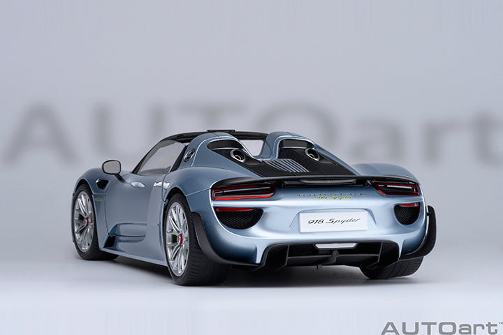 77923 PORSCHE 918 SPYDER WEISSACH PACKAGE (LIQUID METAL CHROME BLUE)