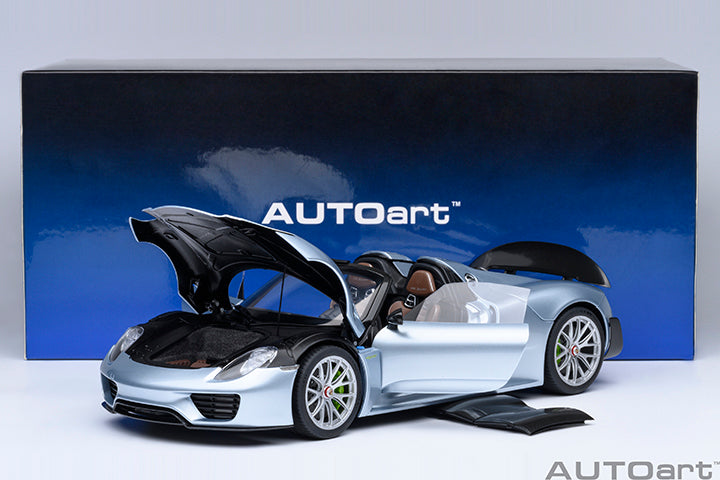 77923 PORSCHE 918 SPYDER WEISSACH PACKAGE (LIQUID METAL CHROME BLUE)