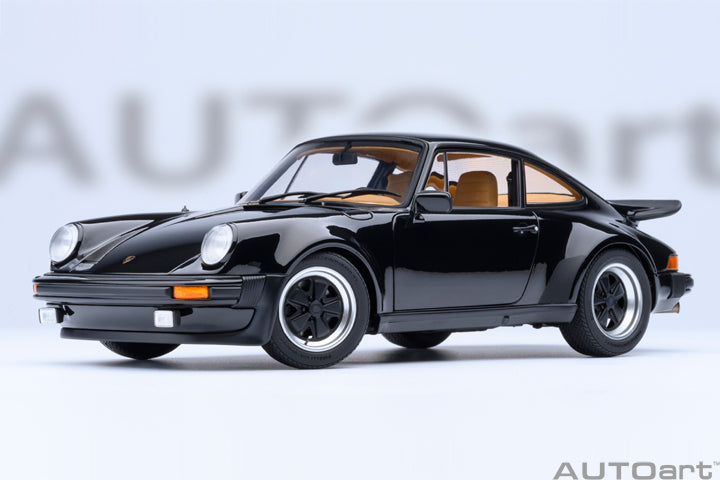 78111 PORSCHE 911(930) TURBO 3.0 (BLACK)