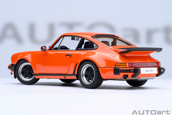 78112 PORSCHE 911(930) TURBO 3.0 (CONTINENTAL ORANGE)