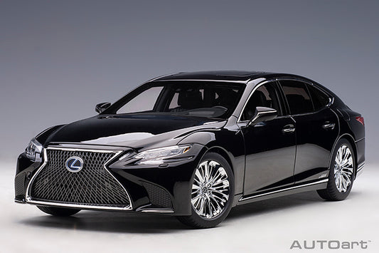 78868  Lexus LS 500h (black/black interior)