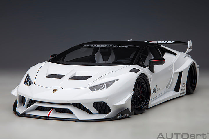 79125 Liberty Walk LB Silhouette Lamborghini Huracan GT (White)