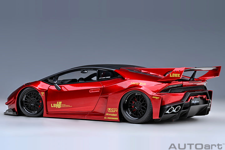 79126  LIBERTY WALK LB SILHOUETTE WORKS HURACAN GT (RED)