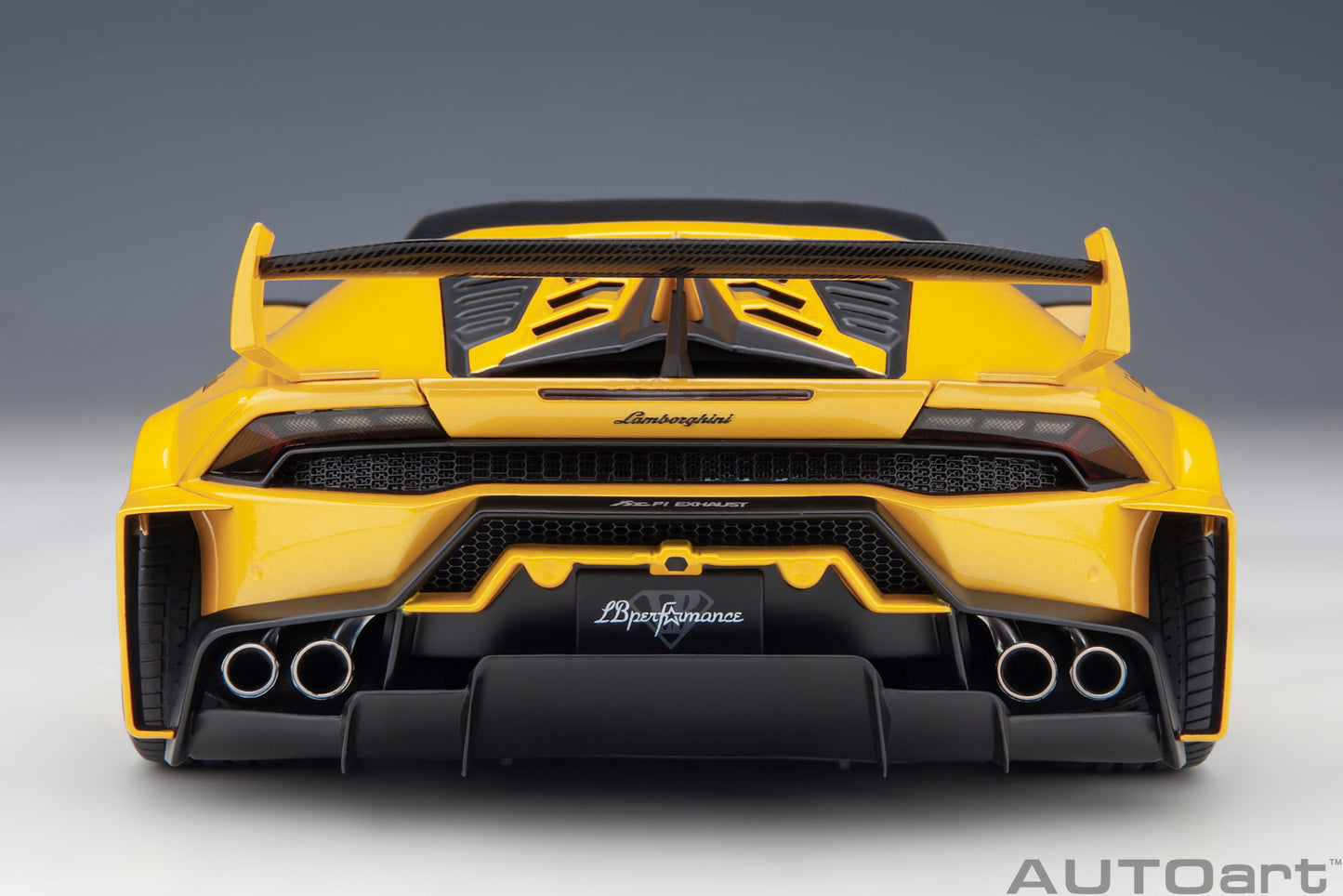 79127 Liberty Walk LB Silhouette Lamborghini Huracan GT (METALLIC YELLOW)