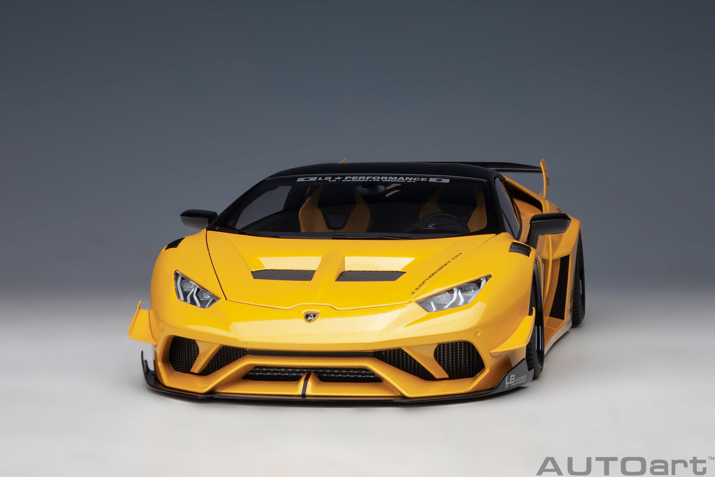 79127 Liberty Walk LB Silhouette Lamborghini Huracan GT (METALLIC YELLOW)