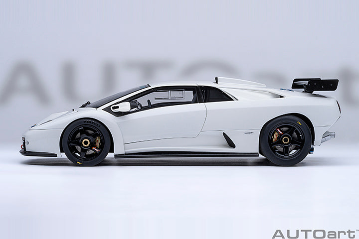 79136 LAMBORGHINI DIABLO GTR (IMPACT WHITE)