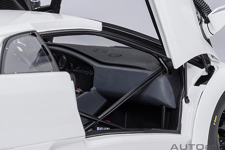 79136 LAMBORGHINI DIABLO GTR (IMPACT WHITE)