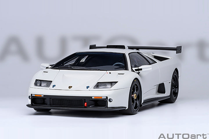79136 LAMBORGHINI DIABLO GTR (IMPACT WHITE)