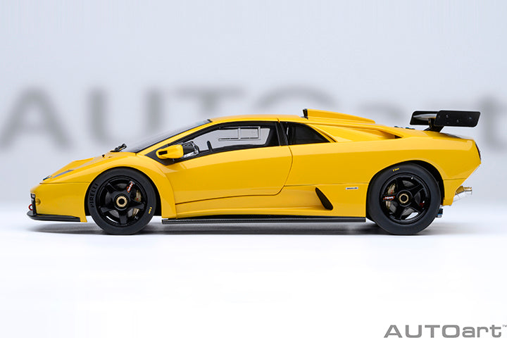 79138 LAMBORGHINI DIABLO GTR (SUPERFLY YELLOW) *Pre-order*