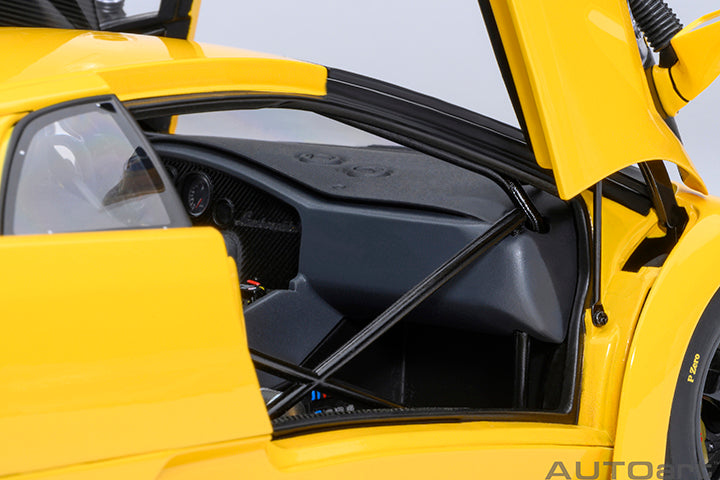 79138 LAMBORGHINI DIABLO GTR (SUPERFLY YELLOW) *Pre-order*