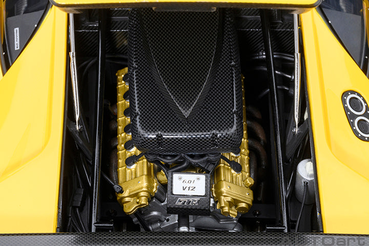 79138 LAMBORGHINI DIABLO GTR (SUPERFLY YELLOW) *Pre-order*