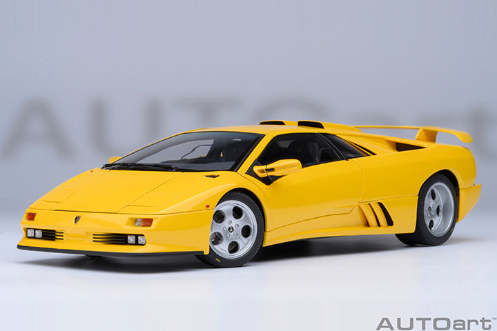 79144 LAMBORGHINI DIABLO SE30 JOTA (SUPERFLY YELLOW)