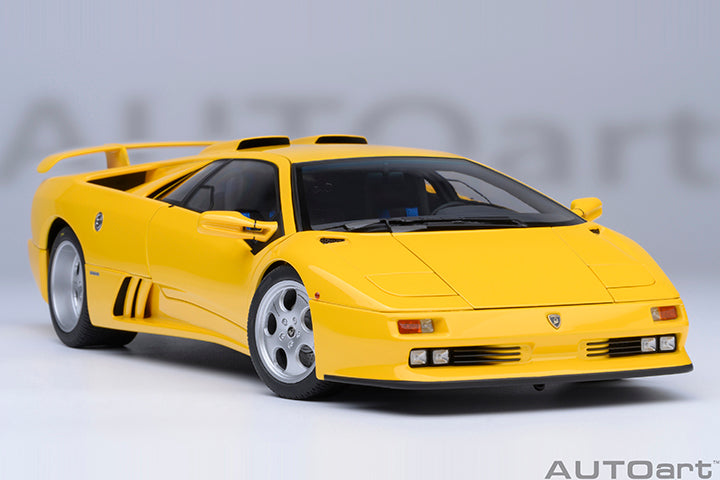 79144 LAMBORGHINI DIABLO SE30 JOTA (SUPERFLY YELLOW)