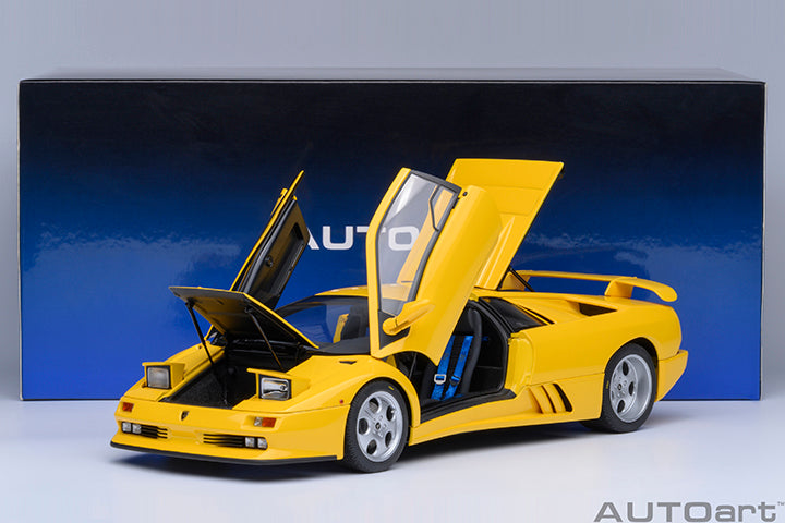 79144 LAMBORGHINI DIABLO SE30 JOTA (SUPERFLY YELLOW)