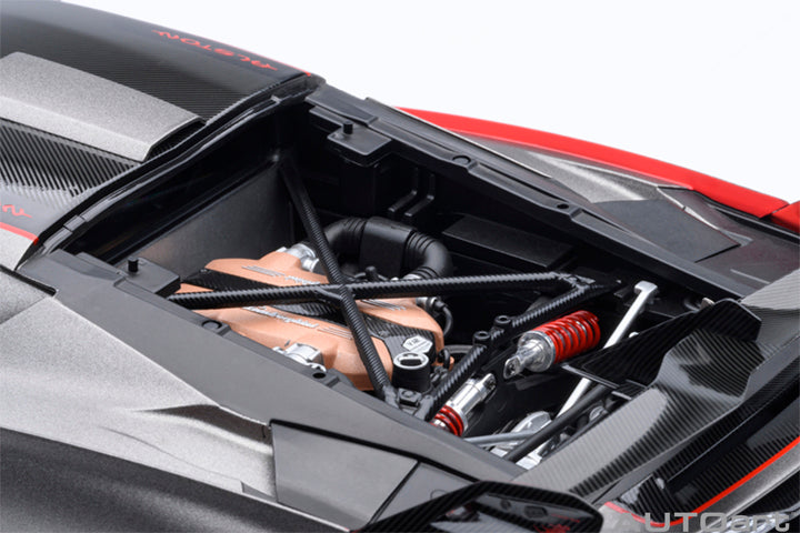 79216 LAMBORGHINI SC18 ALSTON (GRIGIO DAYTONA / RED ACCENTS)