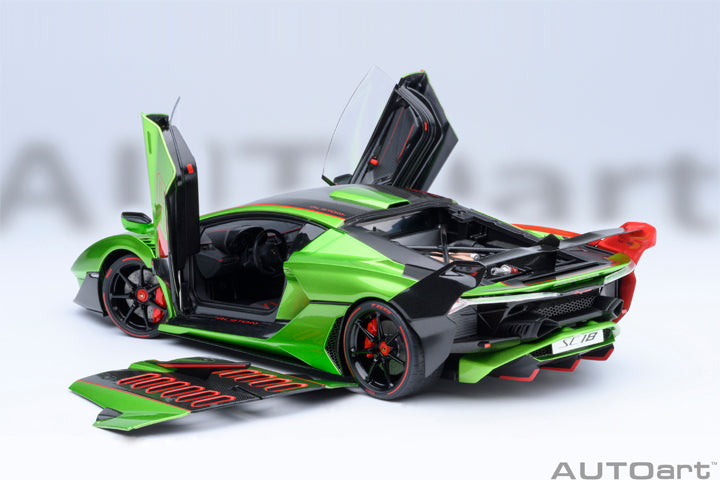79248 LAMBORGHINI SC18 ALSTON (VERDE SELVANS / RED ACCENTS)