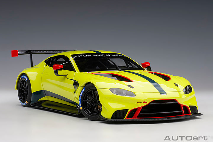 81807  ASTON MARTIN VANTAGE GTE LE MANS PRO 2018 PRESENTATION CAR (GREEN WITH STRIPES/A)